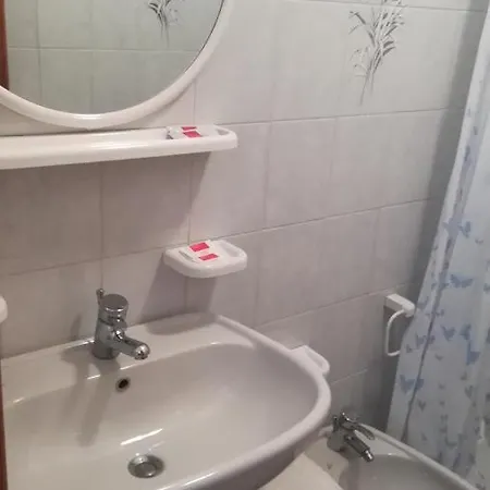 Bed & Breakfast Entreves La Thuile
